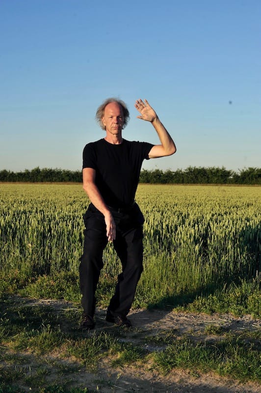 Accorder son corps, s'accorder au monde par le tai chi chuan